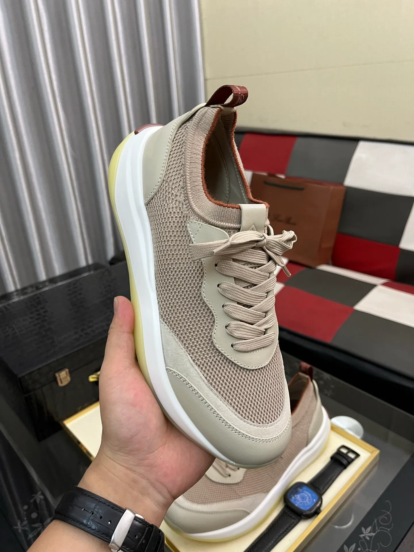 Men's men's shoes💰620⌚️⌚️Loro Piana - Loro Piana LP classic casual shoes, men's lace-up casual shoes and sneakers, high-quality lightweight and comfortable fabrics, suitable for outdoor leisure, the color is young and energetic, the upper is imported deerskin from Italy, it is great with sportswear or casual suits! Code number: 38-446️⃣Colors available
